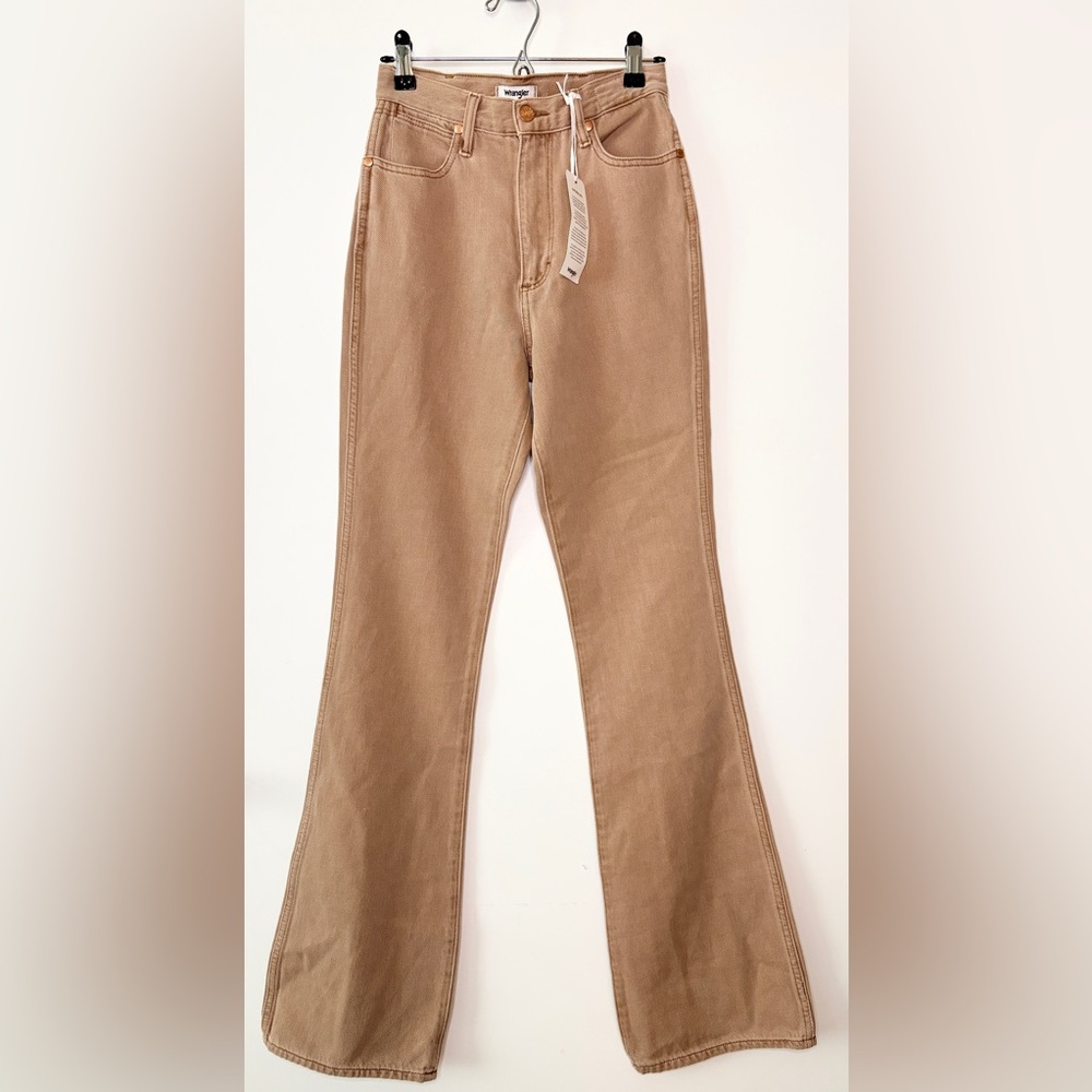 NWT Wrangler Westward High Rise Bootcut Jeans Size 25 34” Inseam